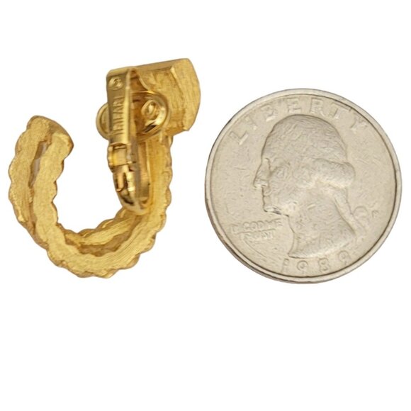 Trifari Gold Tone Clear Rhinestone Rope Twist J Hoop Clip Earrings, Signed M280 - Picture 4 of 6